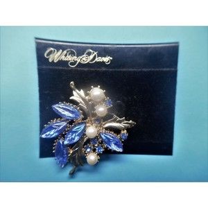 Vintage NOS Whiting And Davis Faux Pearls Rhinestone Brooch Carded
